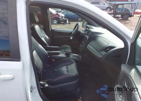2019 Dodge Grand Caravan Gt z USA, uszkodzony, nr VIN 2C4RDGEGXKR765042